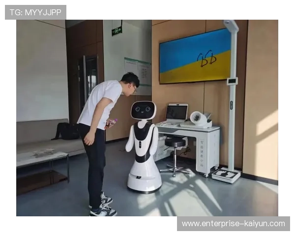 AI机器人陪练系统亮相，可模拟对手球路训练